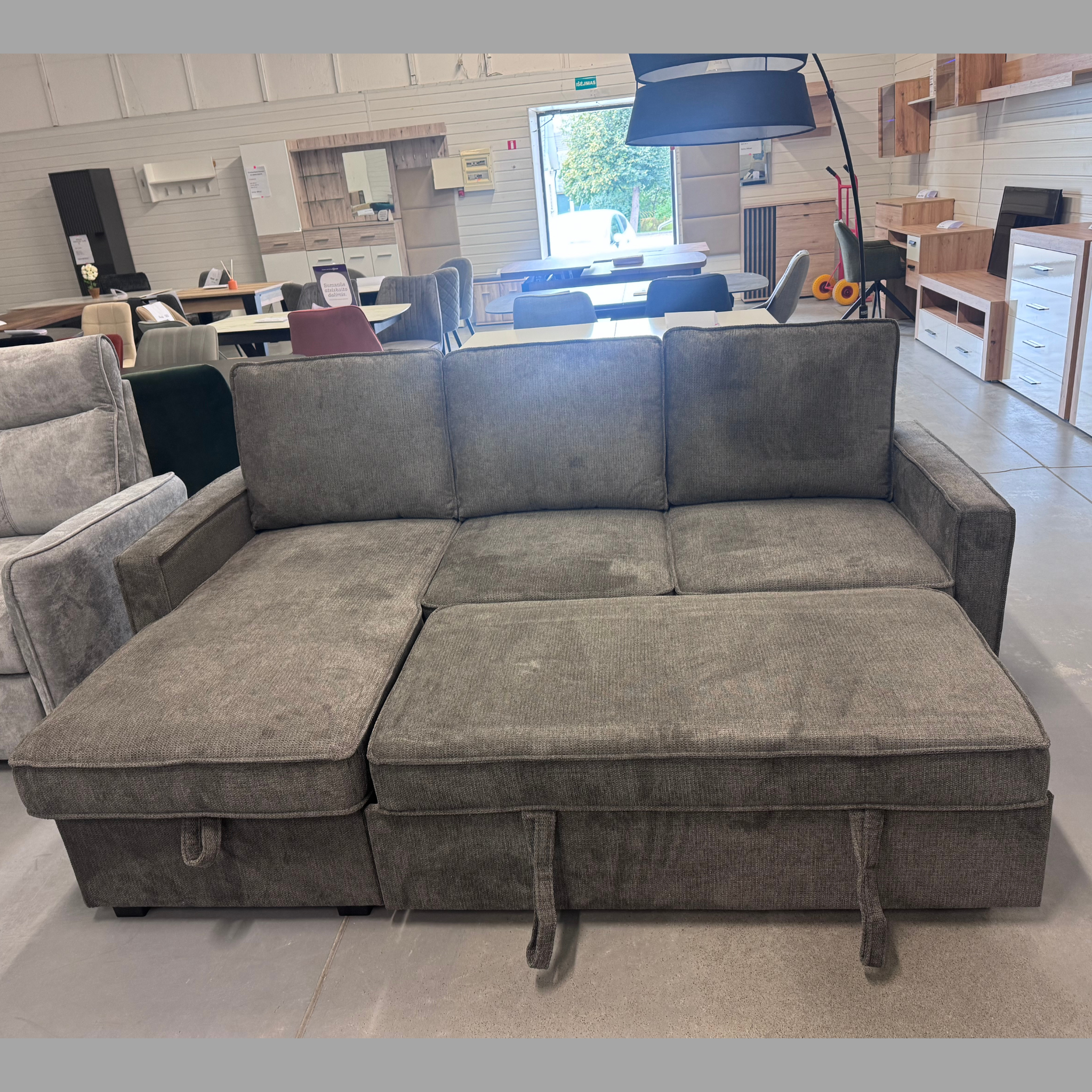 Minkštas kampas CLEO