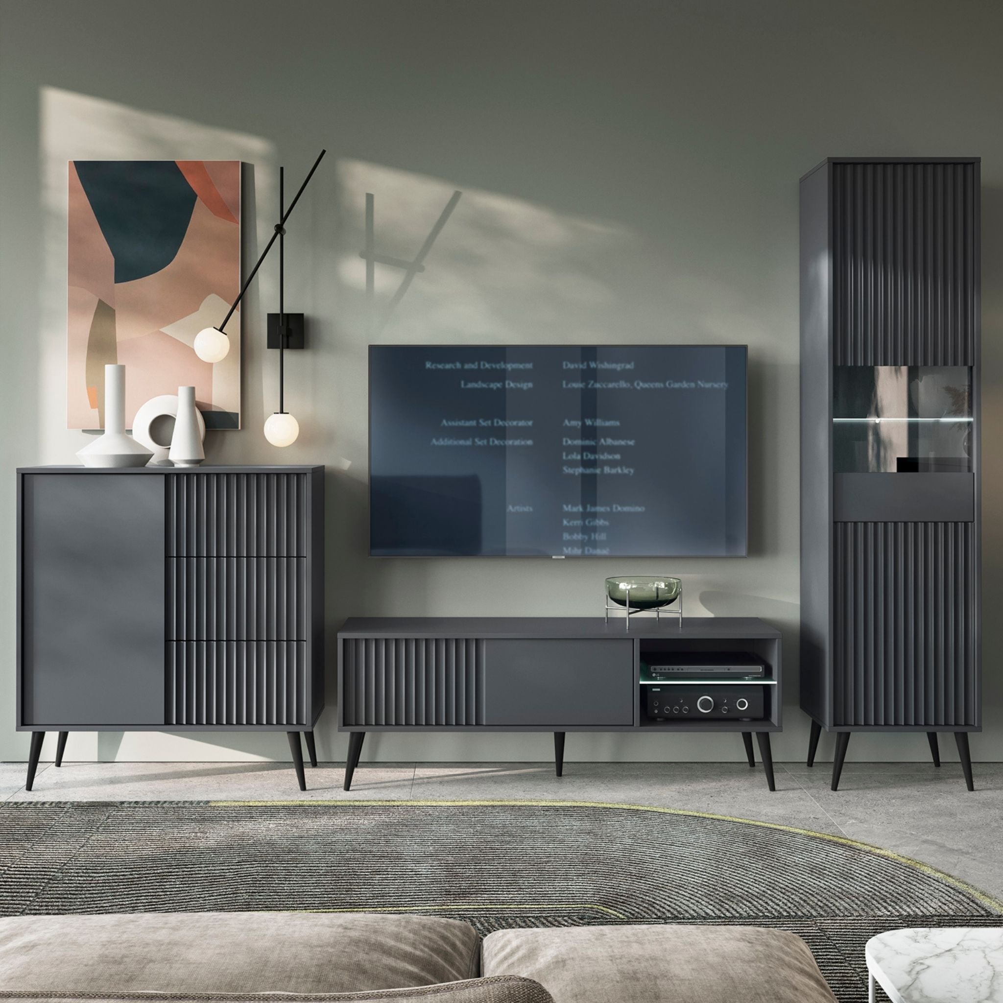 Antracito spalvos vitrinos Barcelona 2D svetainės interjere kartu su kolekcijos baldais