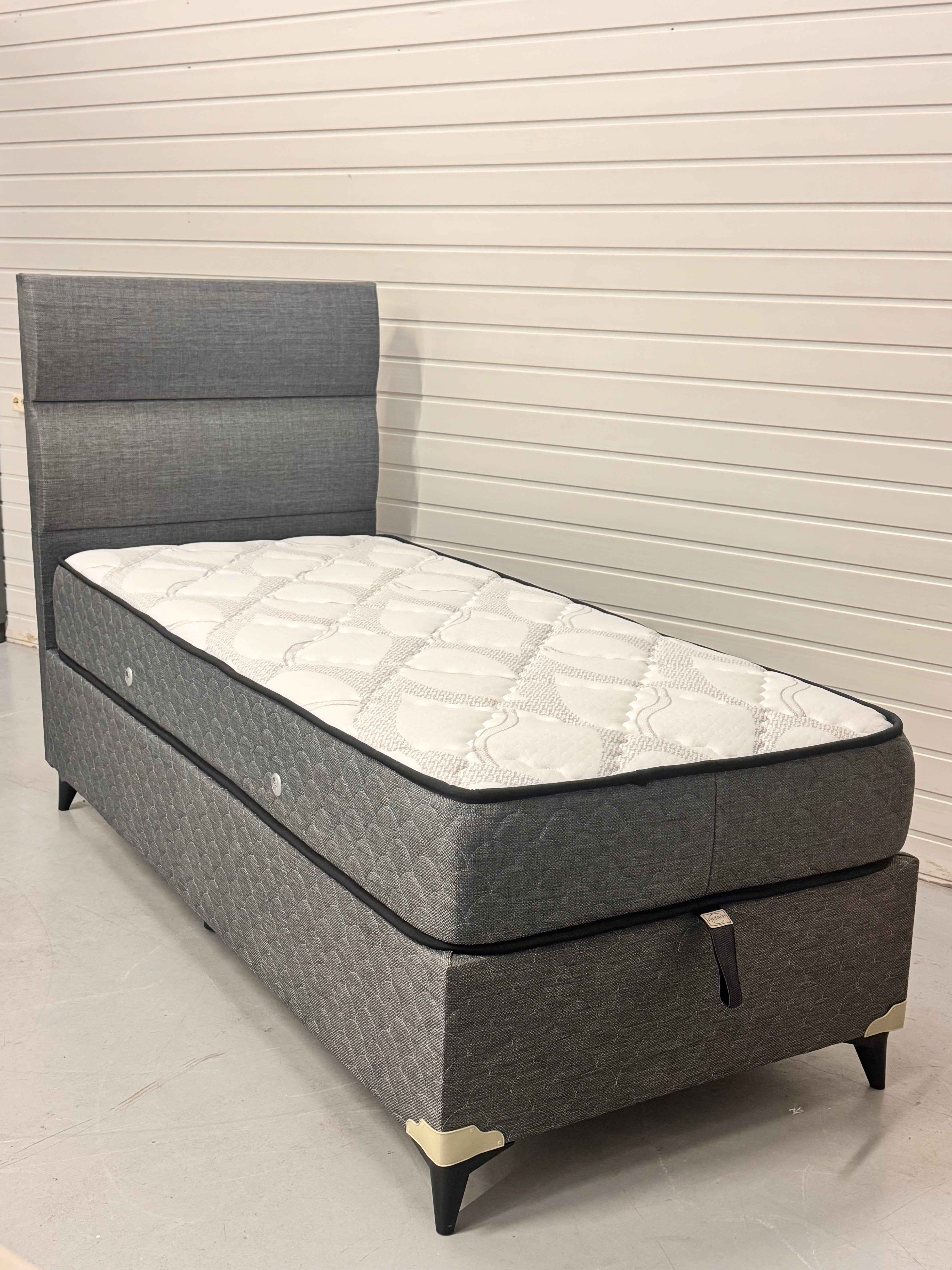 Viengulė lova TREND su čiužiniu