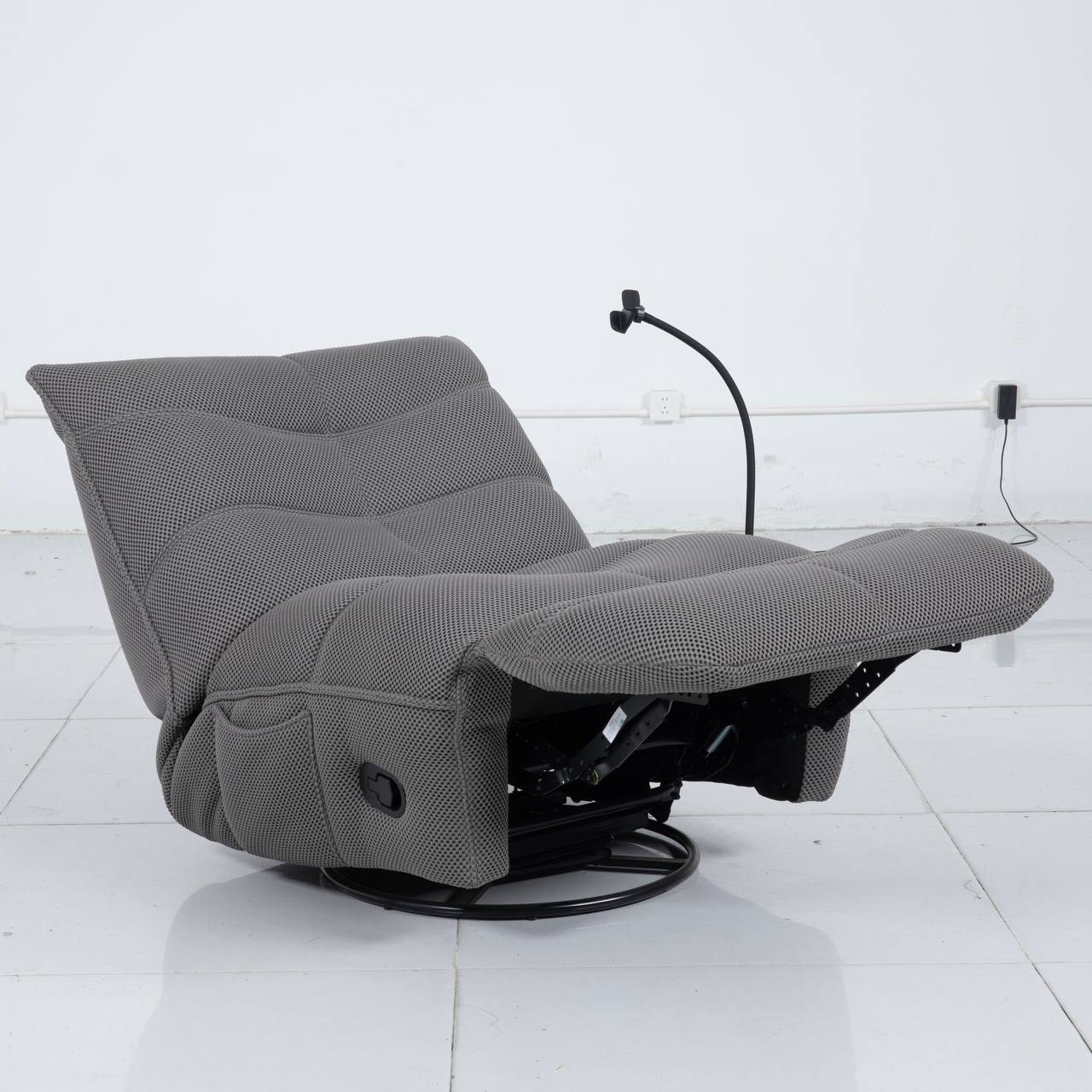 Poilsio krėslas PATRICK