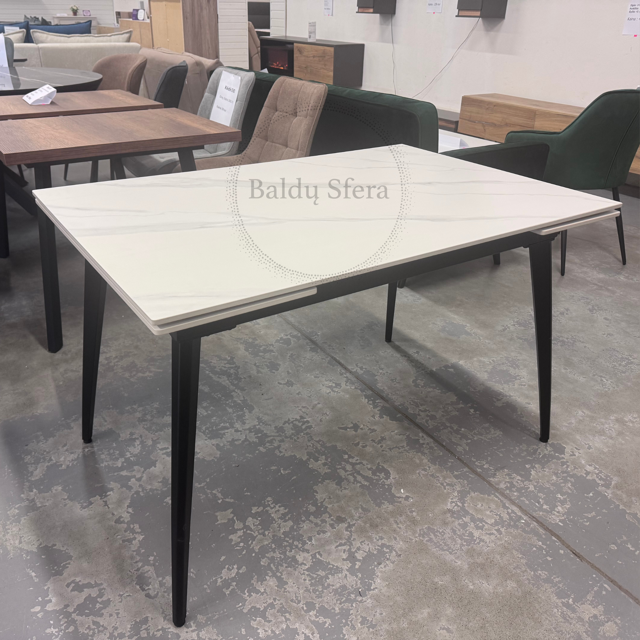 Ištiesiamas stalas REEF